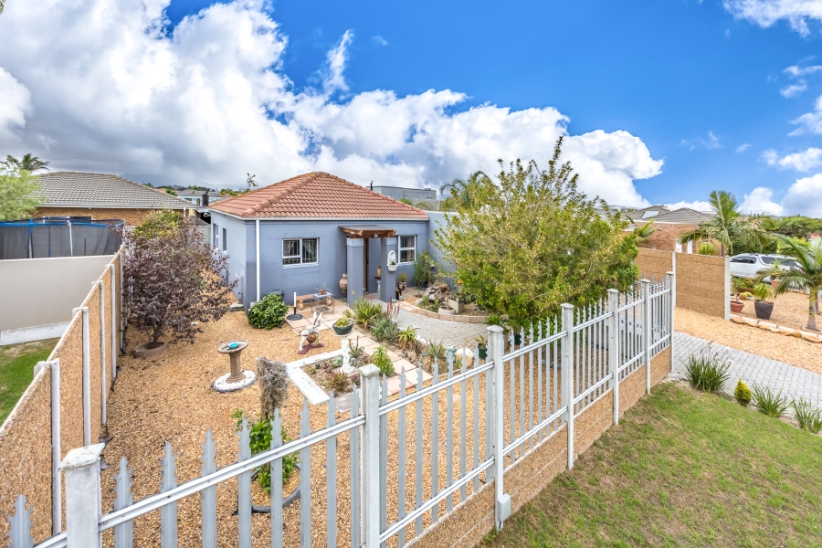 2 Bedroom Property for Sale in Viking Village Western Cape